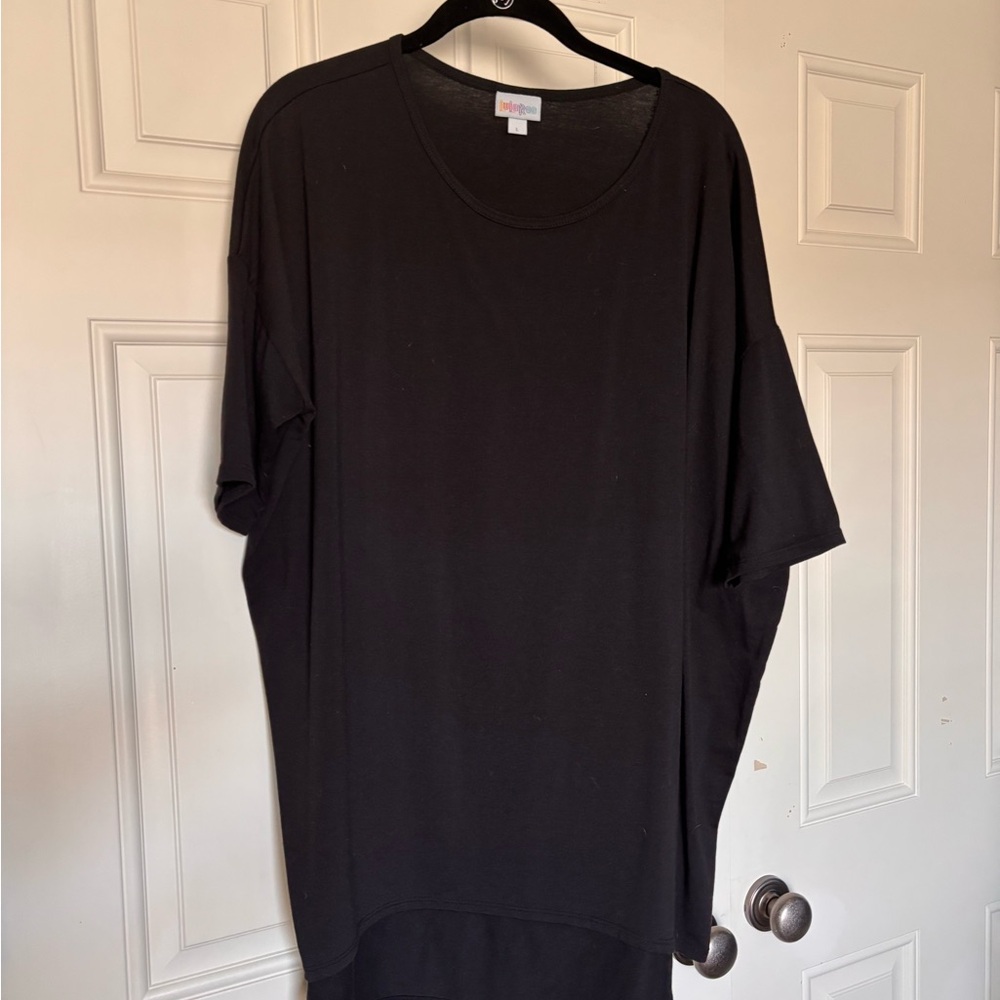 LuLaRoe Irma Black Short Sleeve Tee
